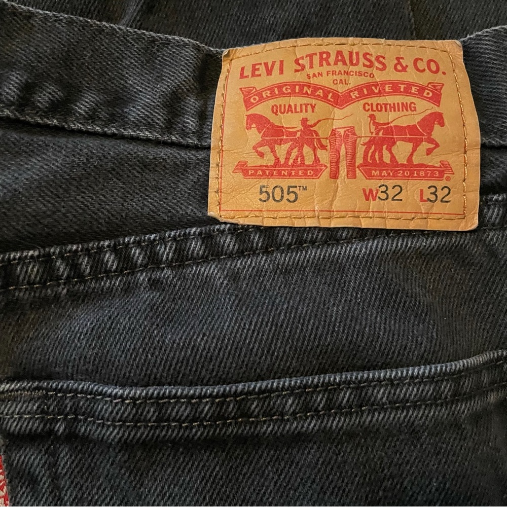 High Waisted Leviβs - Picture 4 of 4